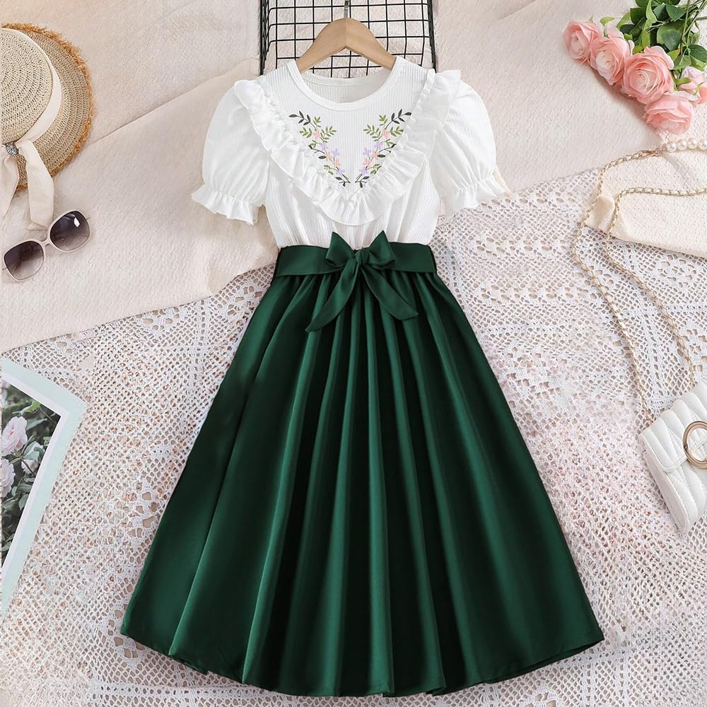 Wholesale Girls' Retro Dress White Round Neck Bubble Sleeve Dress with Green Stitching Ribbon Pleated Skirt 7-13 Years